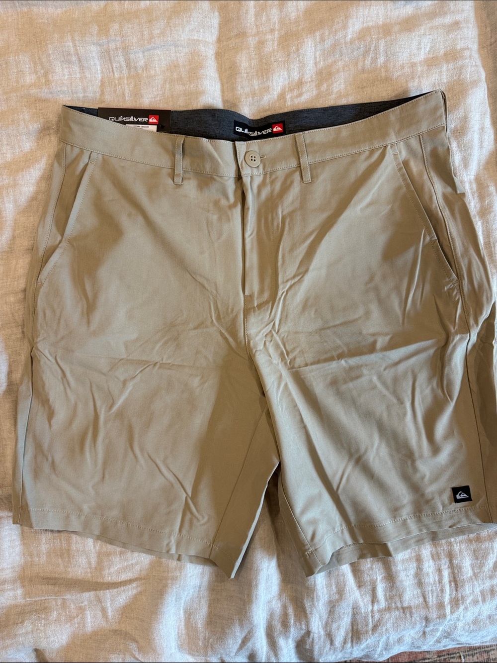 Quiksilver Men's Light Tan Stretch Flat Front Shorts